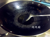 湛江沙<a href=/shicai/diaoweipin/jiang/index.html target=_blank><u>姜</u></a>鸡的做法步骤12