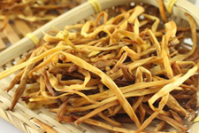 干黄<a href=/shicai/shucai/HuaCai/index.html target=_blank><u>花菜</u></a>怎么吃