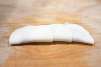 <a href=/shicai/shucai/MeiGuiHua/index.html target=_blank><u>玫瑰花</u></a>蒸饺的做法步骤6
