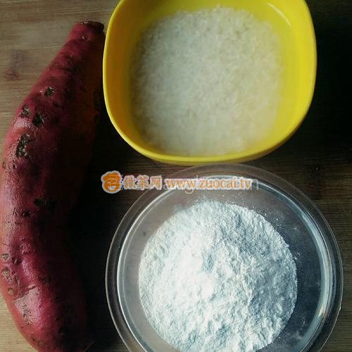 <a href=/shicai/shucai/HongShu/index.html target=_blank><u>红薯</u></a>珍珠丸子的做法
