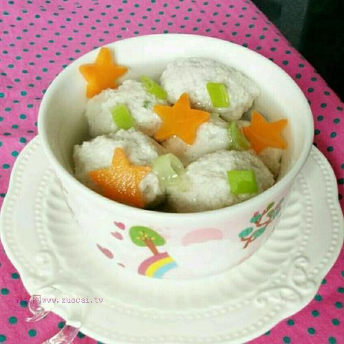 <a href=/shicai/shucai/LianOu/index.html target=_blank><u>莲<a href=/shicai/shucai/Ou/index.html target=_blank><u>藕</u></a></u></a><a href=/shicai/rouqin/ZhengJi/index.html target=_blank><u>鸡肉</u></a>丸子的做法
