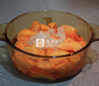 怀旧美食致童年---<a href=/shicai/diaoweipin/dang/index.html target=_blank><u>糖</u></a>水<a href=/shicai/guopin/HuangTao/index.html target=_blank><u>黄<a href=/shicai/guopin/Tao/index.html target=_blank><u>桃</u></a></u></a>的做法步骤：3