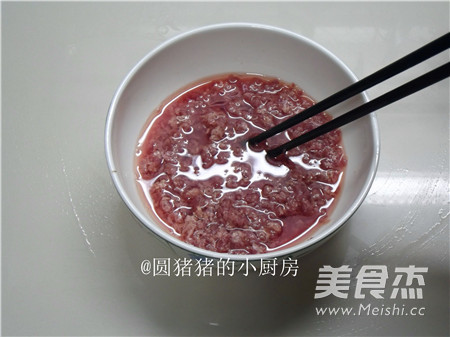 西湖<a href=/shicai/rouqin/NiuRou/index.html target=_blank><u>牛肉</u></a>羹的做法