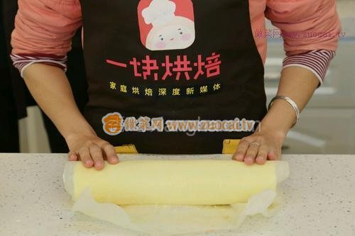 圣诞树桩蛋糕的做法