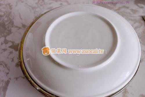 饺子（韭菜<a href=/shicai/rouqin/JiDan/index.html target=_blank><u>鸡蛋</u></a>馅儿）的做法