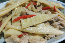 <a href=/shicai/shucai/DongSun/index.html target=_blank><u>冬笋</u></a>炒肉的做法