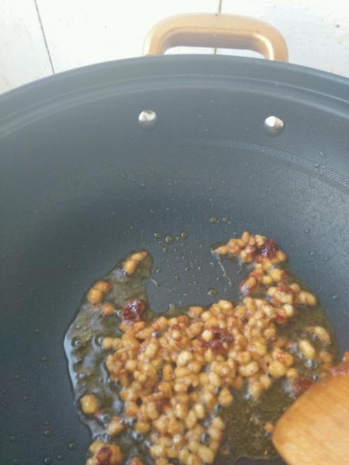 鱼香蒸蛋的做法