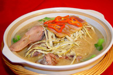 <a href=/shicai/shucai/cong/index.html target=_blank><u>葱</u></a>花饼