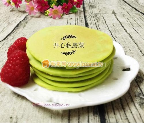 青瓜汁<a href=/shicai/rouqin/JiDan/index.html target=_blank><u>鸡蛋</u></a>煎饼的做法