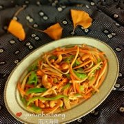 三丝腰果的做法
