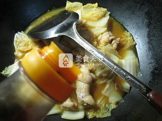 咖喱白菜<a href=/shicai/rouqin/JiChi/index.html target=_blank><u>鸡翅</u></a>根 的做法步骤：6