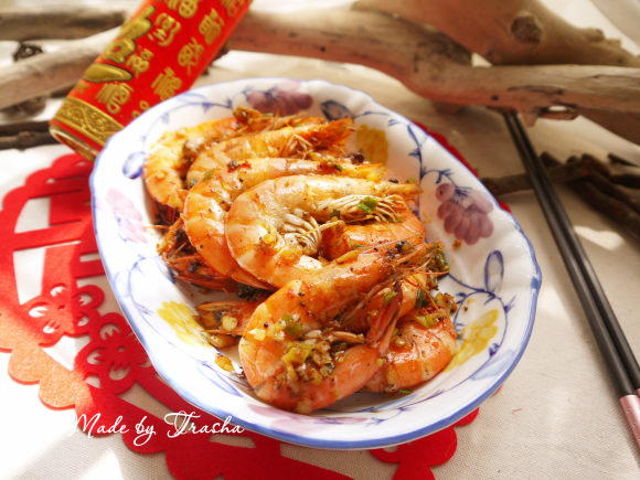 <a href=/shicai/mimian/NaiYou/index.html target=_blank><u>奶油</u></a>蒜香虾