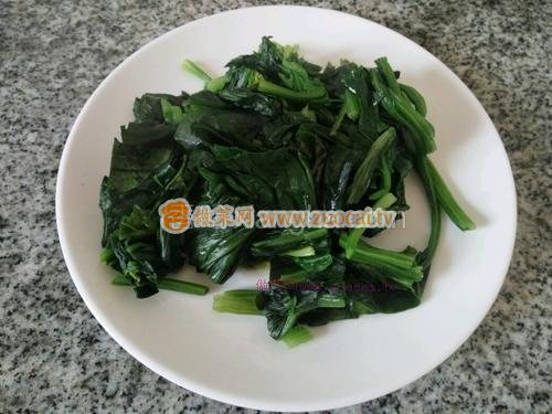 菠菜炒<a href=/shicai/rouqin/JiDan/index.html target=_blank><u>鸡蛋</u></a>的做法