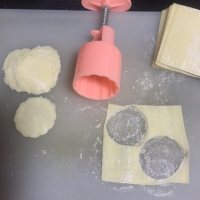 炼奶小饼的做法步骤2