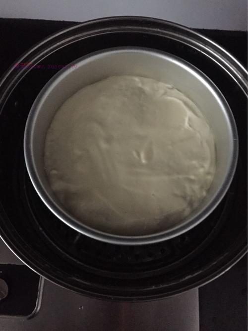 <a href=/shicai/guopin/ManYueMei/index.html target=_blank><u>蔓越莓</u></a><a href=/shicai/mimian/NuoMi/index.html target=_blank><u>糯米</u></a><a href=zt/zhengdangao target=_blank><u>蒸蛋糕</u></a>的做法