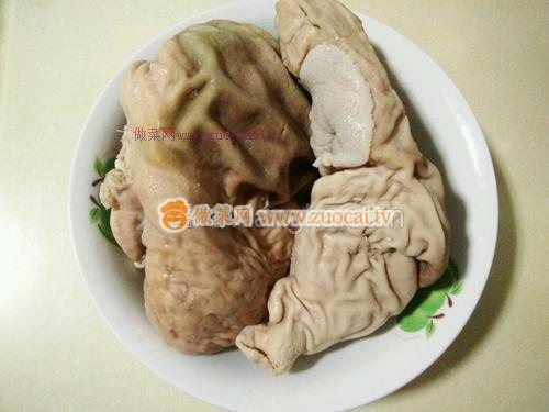卤<a href=/shicai/rouqin/ZhuDu/index.html target=_blank><u>猪肚</u></a>的做法
