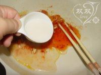 <a href=/shicai/shucai/LianOu/index.html target=_blank><u>莲<a href=/shicai/shucai/Ou/index.html target=_blank><u>藕</u></a></u></a>团圆丸儿的做法步骤16