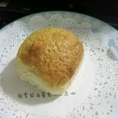 超级柔软拉丝的低油<a href=/shicai/shucai/BanLi/index.html target=_blank><u>板栗</u></a>小餐包的做法