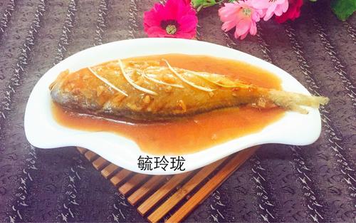 茄汁<a href=/shicai/shuichanpin/HuangHuaYu/index.html target=_blank><u>黄花鱼</u></a>的做法