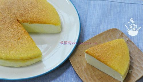 无油<a href=/shicai/mimian/SuanNai/index.html target=_blank><u>酸奶</u></a>蛋糕的做法