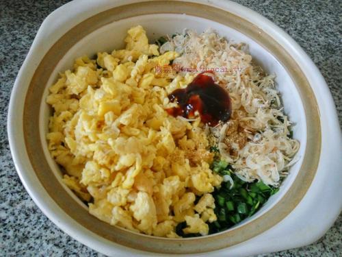 韭菜<a href=/shicai/rouqin/JiDan/index.html target=_blank><u>鸡蛋</u></a>虾皮饺子的做法