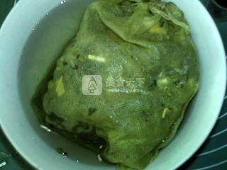 益母草煲<a href=/shicai/rouqin/JiDan/index.html target=_blank><u>鸡蛋</u></a>的做法步骤：2