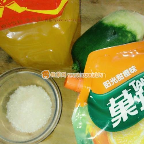 橙汁<a href=/shicai/shucai/LuoBo/index.html target=_blank><u>萝卜</u></a>条的做法