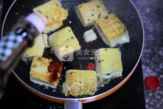 家常煎<a href=/shicai/mimian/DouFu/index.html target=_blank><u>豆腐</u></a>的做法步骤：7