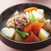 【鸡肉炖白萝卜】鸡肉炖白萝卜的做法_鸡肉炖白萝卜的营养价值