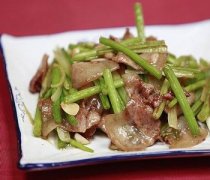 【芹菜炒肉片】芹菜炒肉片的做法