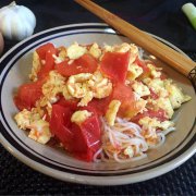 西红柿鸡蛋面的做法