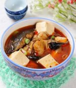 【鲶鱼炖豆腐】鲶鱼炖豆腐的做法